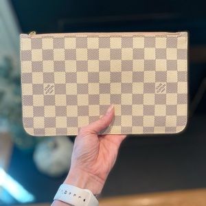 COPY - LOUIS VUITTON Pouch/clutch